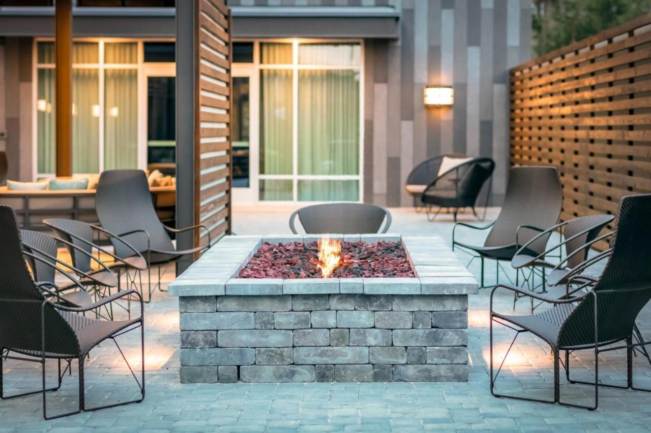Courtyard By Marriott Savannah Airport Pooler Exterior foto