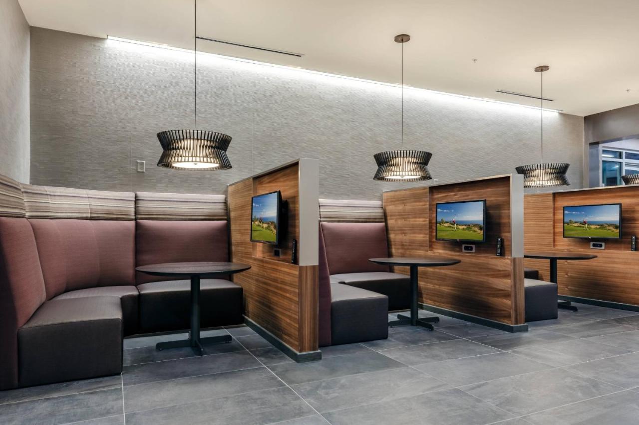 Courtyard By Marriott Savannah Airport Pooler Exterior foto